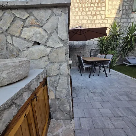 דירה Jeger & Jacuzzi Kaštela